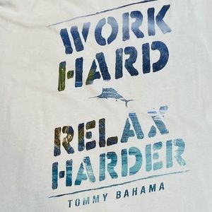 Like new men’s Tommy Bahama tshirt
